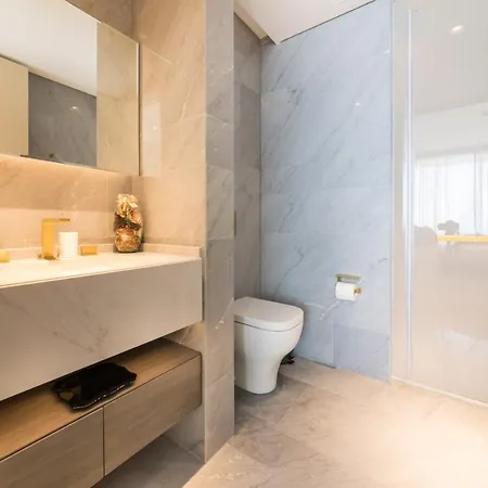 Maison Privee - Luxury Sea View Apt In Five Resort On The Palm Dubai Exterior photo