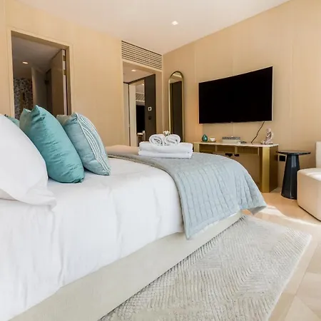 Maison Privee - Luxury Sea View Apt In Five Resort On The Palm Dubai Exterior photo