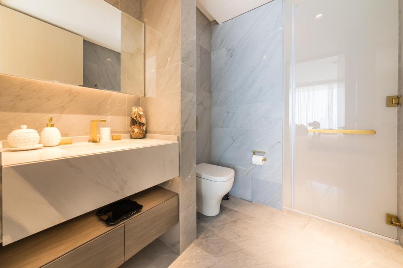 Maison Privee - Luxury Sea View In Five On The Palm *